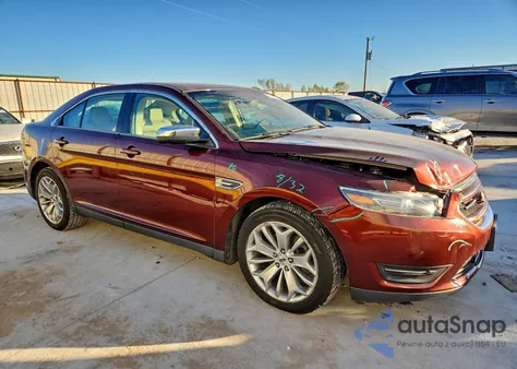 2016 Ford Taurus Limited z USA, uszkodzony, nr VIN 1FAHP2F85GG110976